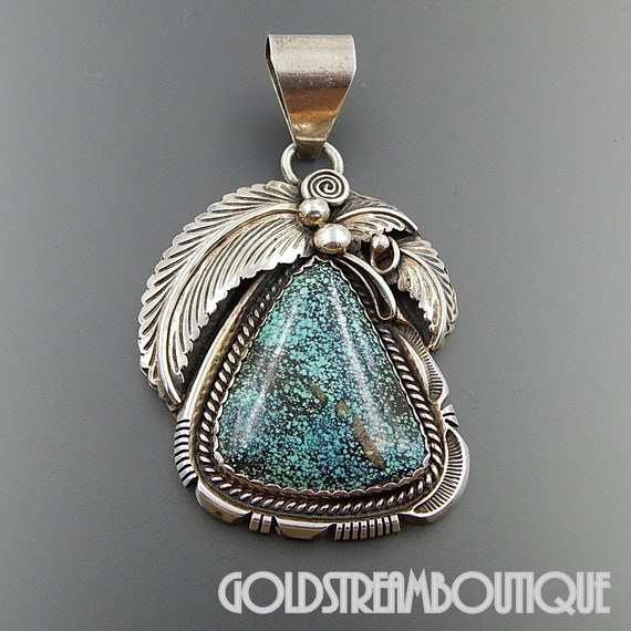 Museum Vintage Native American Navajo Spiderweb Turquoise Sterling Silver Necklace Museum Vintage Native American Navajo Spiderweb Turquoise Sterling Silver Necklace