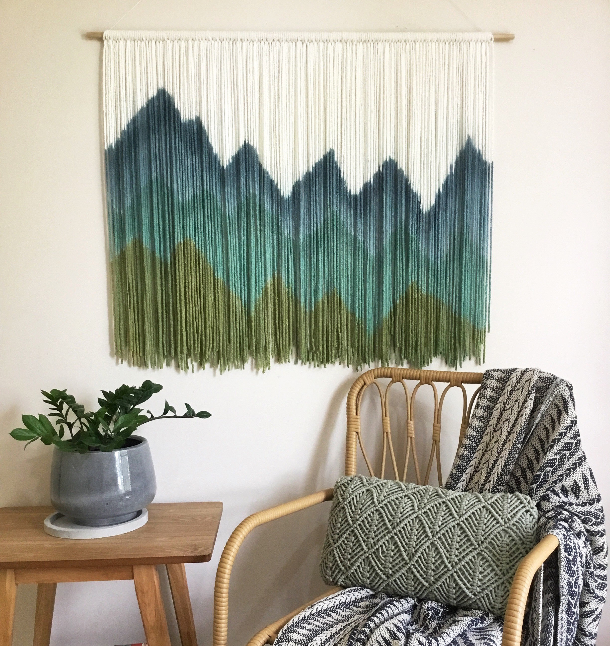 Dip dye online tapestry diy