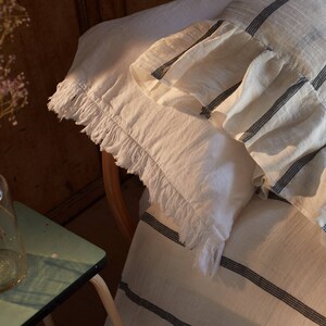 Set Of 2 Embroidered festoon LINEN PILLOWCASES .Stone Washed Top Quality Super Soft Pure European Linen.