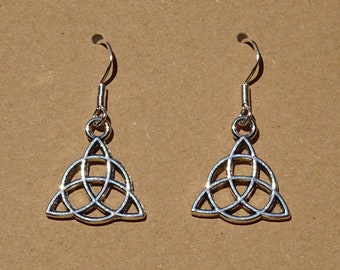 Celtic knot earrings - ear pendants charm pendant tibetan silver color antique