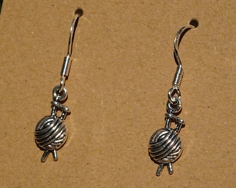 Knitting yarn earrings - ear pendants charm pendant tibetan silver color antique strings handcraft ball threads