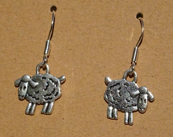 Sheep earrings - ear pendants charm pendant tibetan silver color antique animal