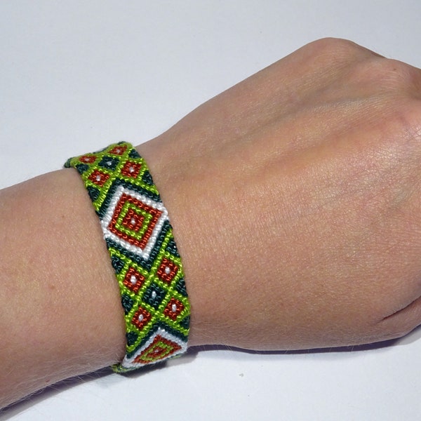 SALE!  Friendship bracelet - handwoven macrame tribal aztec ethnic armcandy hippie gypsy boho bohemian braided ibiza