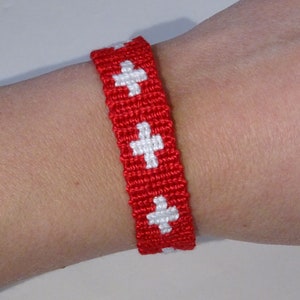 Swiss flag bracelet - Schweiz Svizzera Switzerland handwoven Suisse support macrame hippie Blatten  Lötschental buckle Hopp Schwiiz