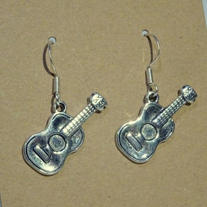 Guitar earrings ear pendants charm pendant tibetan silver color antique music guitar gitarre image 2