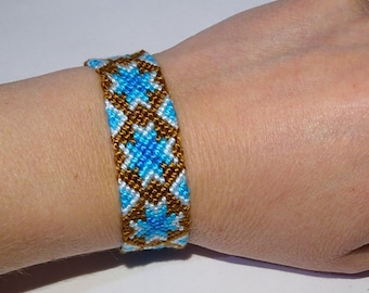 Friendship bracelet - macrame, gypsy, mochila, hippie, braided, ethnic, bresilien, wayuu, tribal, folk, boho, bohemian, gift idea, aztec