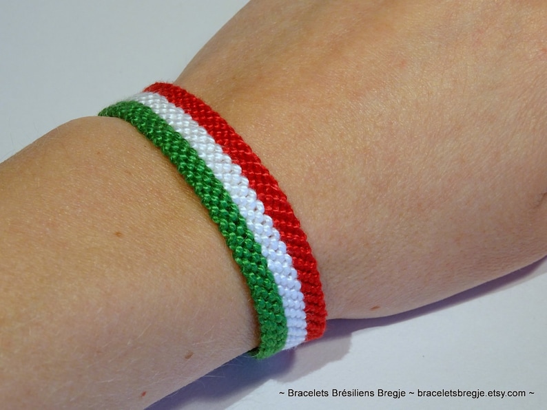 Italian flag bracelet macramé Italy Italia Hungary Magyarország handwoven gift idea support country championship macrame 1.4 cm