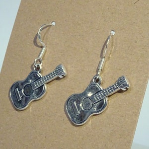 Guitar earrings ear pendants charm pendant tibetan silver color antique music guitar gitarre image 3