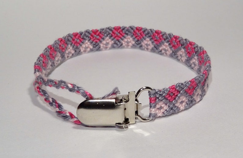 Pacifier clip macrame, cotton, handwoven, baby gifts, grey, pink, baby accessoires, baby stuff, newborn, image 2