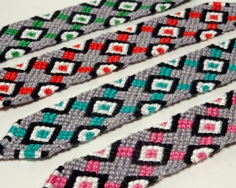 Square bracelet - macrame friendship hippie cotton gypsy ethnic boho bohemian bresilien beachwear ibiza surfer wristband