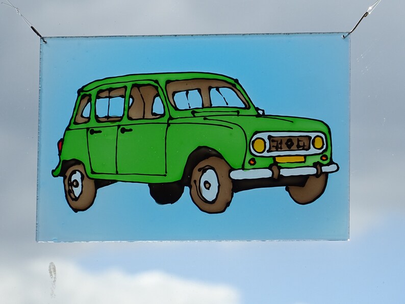 Renault R4 suncatcher green 4L quatrelle window decoration plexiglass perspex stained glass art painted car oldtimer lime zdjęcie 1