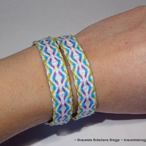 Handwoven bracelet made with tablet weaving technique, very ethnic, boho, spring, hippie, mochila and bohemian style