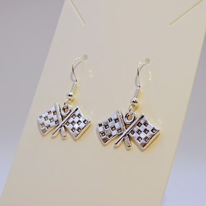 Checkered flag earrings - Racing Grand Prix Formula 1 F1 Goodwood Nurburgring Monaco Spa race circuit Ferrari Red Bull Zandvoort motorsport