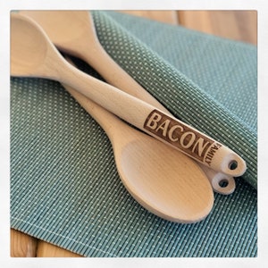 Wedding Favor, Unique Wedding Invitation, Bridal Shower Gift, Fifth Anniversary Wood Gift, Engraved Spoon, Personalized Spoon, Wooden Spoon