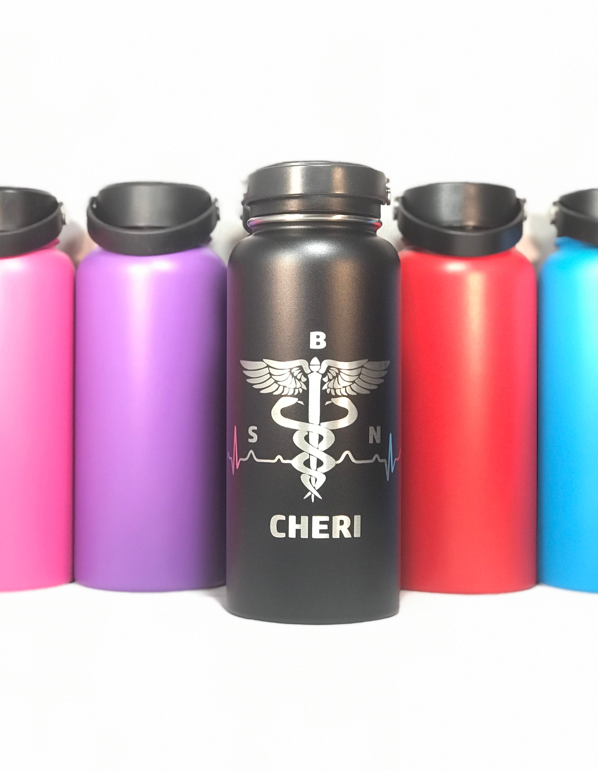 Skins Decals for Hydro Flask 21oz Standard Mouth / Red Pink Chevron