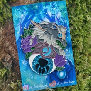 Fangs of Ashamane Druid 55mm Soft Enamel Pin