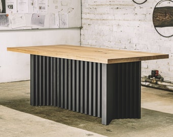 Esstisch aus Eiche / Bürotisch / Tischbeine aus Metall / Tischbasis / Holzmöbel / Industriemöbel / Rustikales Dekor / Eichenmöbel