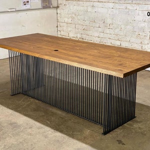 Oak dining table / Industrial dining table / Industrial furniture / Rustic dining table / Rustic furniture / Handmade table