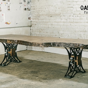 Oak live edge dining table / Custom made solid oak dining table / Wood furniture / Industrial furniture / Metal table legs / Rustic decor