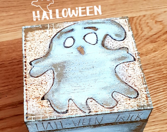 Box phantom square wood deco Halloween