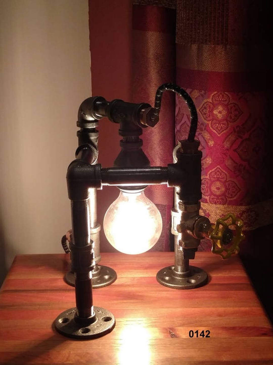 Iron pipe lamp deals