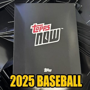 2025 Topps Now Baseball Mystery Pack - 5 basiskaarten en 1 gegarandeerde parallel! RC