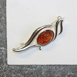 Cognac Amber Waves Brooch / Baltic Amber Brooch with Pin Catch / Sterling Silver Oval Amber Brooch/ Cognac Amber Brooch / Art Nouveau Brooch