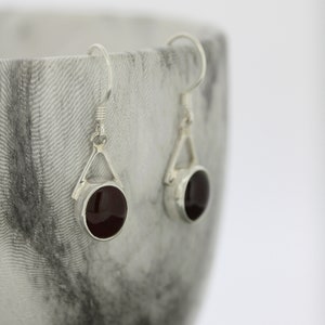 Oval Garnet Earrings / Garnet Drop Earrings / Garnet Dangle Earrings / Garnet Faceted Earrings / January Birthstone / Red Stone Earrings