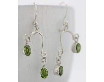 Sterling Silver Peridot Drop Earrings / Peridot Earrings / Sterling Silver / August Birthstone  / Simple Drop Earrings / Summer / Green