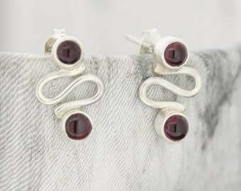 Wiggle Garnet Studs / Sterling Silver Garnet Studs / Garnet Earrings / January Birthstone / Red Stone Studs / Small Stud Earrings