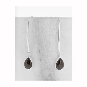 Long Garnet Teardrop Earrings / Garnet Drop Earrings / Garnet Dangle Earrings / Garnet red Earrings / January Birthstone / Red Stone Earring