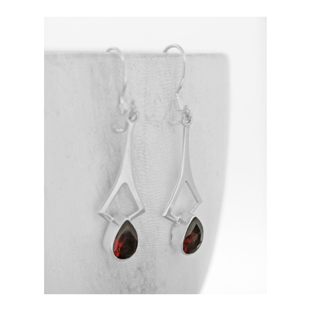 Teardrop Earrings / Cut Drop Earrings / Dangle