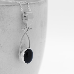 Arch Sterling Silver Black Onyx Pendant Necklace