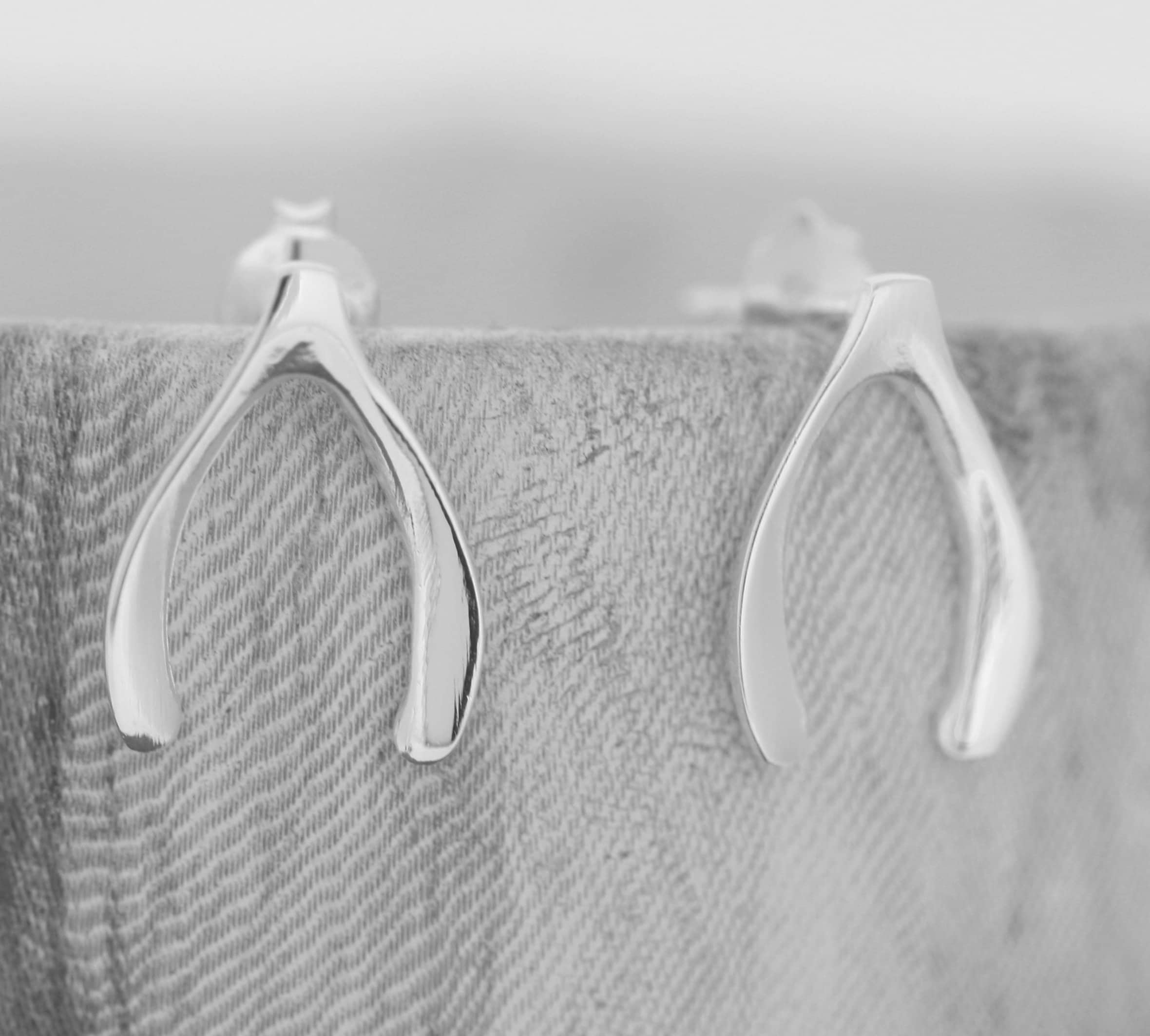 jewellerybox Orecchini a Borchia con Forcella in Argento Sterling