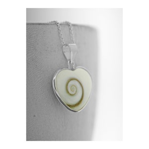 Heart Shell Necklace / Shiva Shell Necklace / Shiva Eye Necklace / Shivas Eye / Shell Pendant / Shiva Shell Pendant / Shiva Eye Pendant