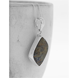 Unusual Agate Pendant / Agate / Sterling Silver/ Natural Stone / Sterling Silver / Trace Chain / Mottled Stone / Agate Necklace