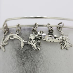 Sealife Bangle / Sterling Silver / Adjustable Bangle / Simple Bracelet / Minimalist Jewellery / Sea Charms / Slim Bangle / Aquatic Charms