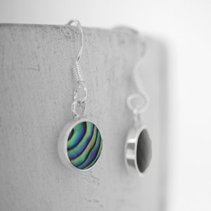 Round Shaped Abalone Shell Earring / Paua Shell Drop Earring / Blue Shell Earrings / Sterling Silver /Blue and Green Shell / Natural Shell