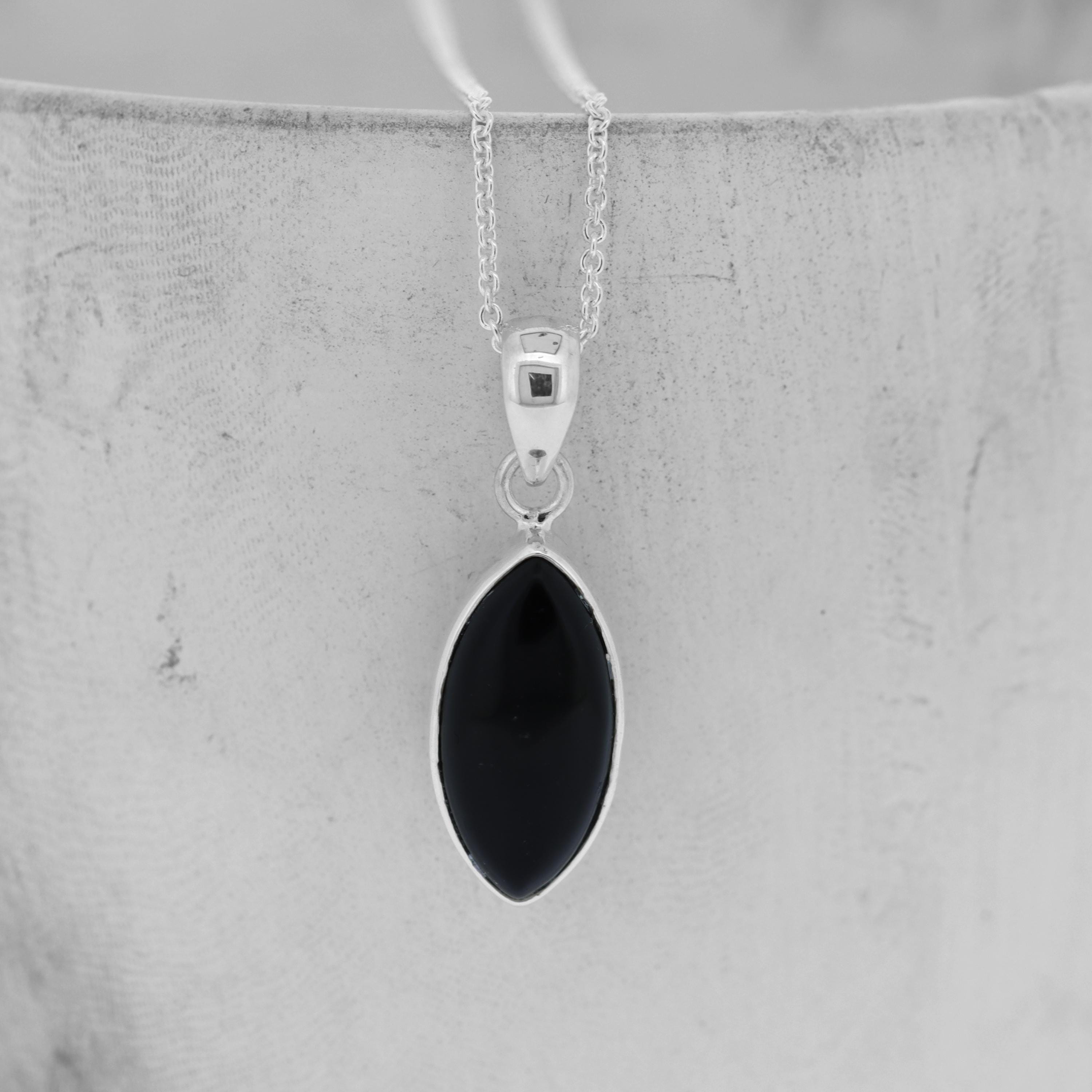 Ciondolo con onice nero a forma di marchesa in argento Sterling