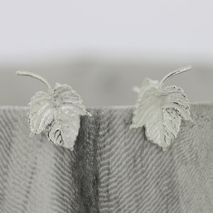 Bramble leaf earrings / Leaf Studs / Nature / Blackberry leaf / Silver earrings / Silver leaf studs / Little studs / 3 Pointed Leaf image 2