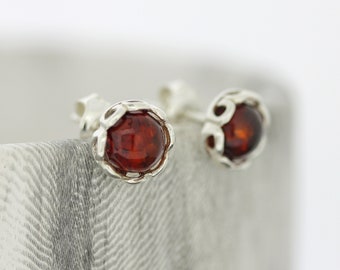 Cherry Amber Studs / Round Amber Studs / Amber Earrings / Cherry Baltic Amber / Amber Studs / Red Studs / Filigree Amber Stud / Crown Studs