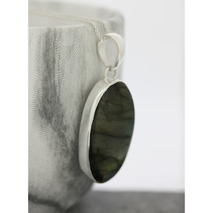 Labradorite Necklace / Oval Labradorite Pendant / Real Labradorite Pendant / Labradorite Oval Necklace Sterling Silver / Blue Stone Pendant