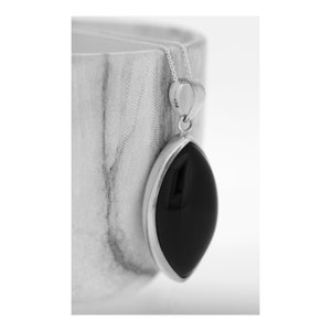 Eye Shaped Onyx Necklace / Onyx Pendant / Sterling Silver Onyx Necklace / Black Onyx Pendant / Black Stone Necklace / Black Onyx Stone /Onyx