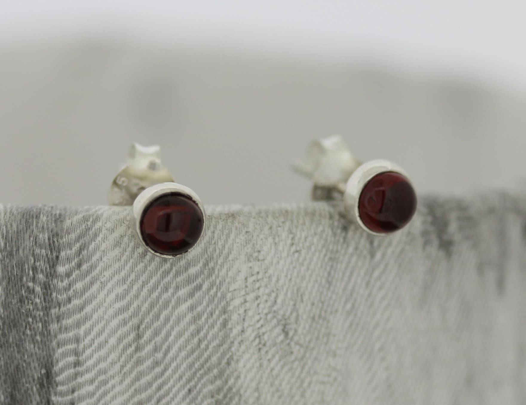 4mm Round Garnet Studs / Sterling Silver Garnet Studs / Circle Garnet Earrings / January Birthstone / Red Stone Studs / Small Stud Earrings