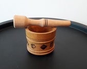 Wooden mortar and pestle - Spices mortar - Rustic bowl - Antique herb crusher - Vintage kitchen utensil - Herbalist mixer