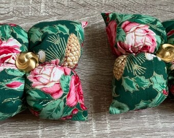 2 Zweedse speldenkussens voor naalden of decoratie/handgemaakt