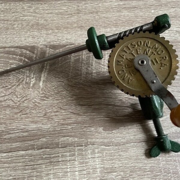 Old Swedish Bobbin winder from Mattson Mora Sweden / vintage weaving tool