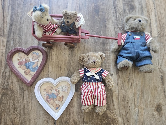 Americana teddy and home decorations. Home interiors decoration made in USA