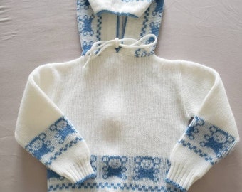 Vintage White with Blue Bears Knitted sweater for boys.  Size 12m. made in the USA