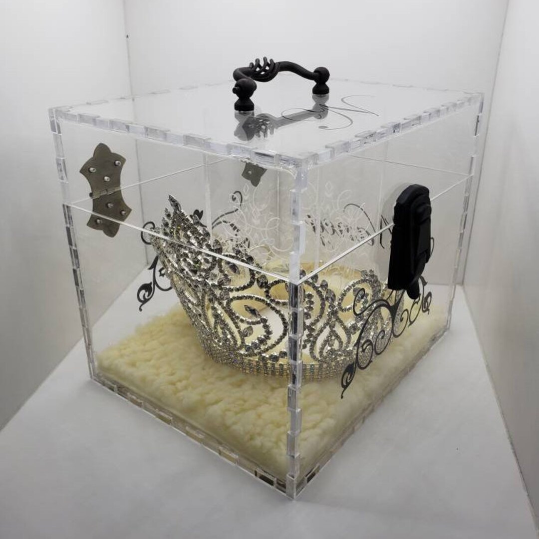 Crown/tiara Carrying Case. CROWN CARRYING BOX Etsy